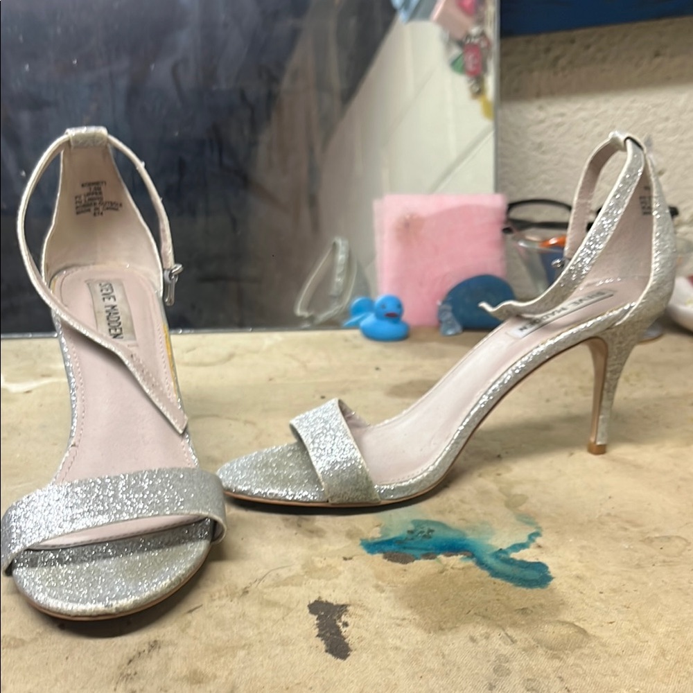 Steve Madden Silver Glitter Women's Heels